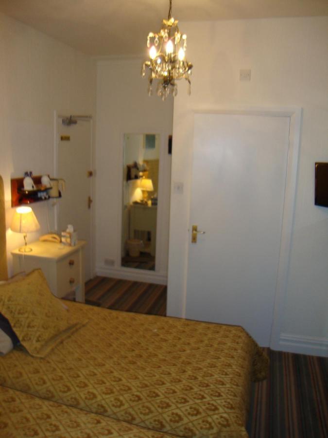 Sherwood Hotel - B&B Harrogate Pokoj fotografie